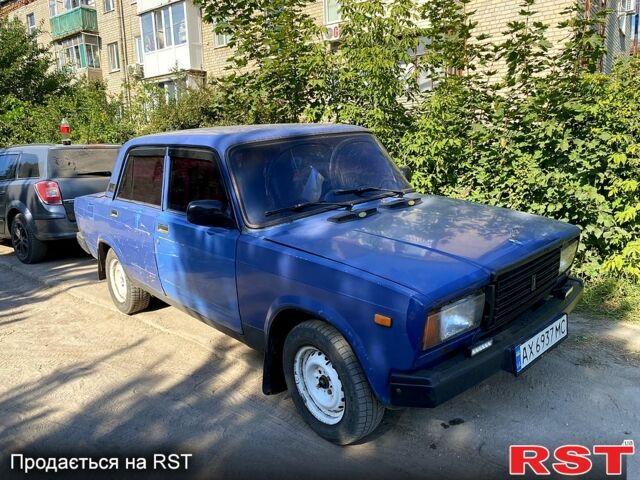 Синий ВАЗ 2107, объемом двигателя 1.5 л и пробегом 120 тыс. км за 600 $, фото 1 на Automoto.ua