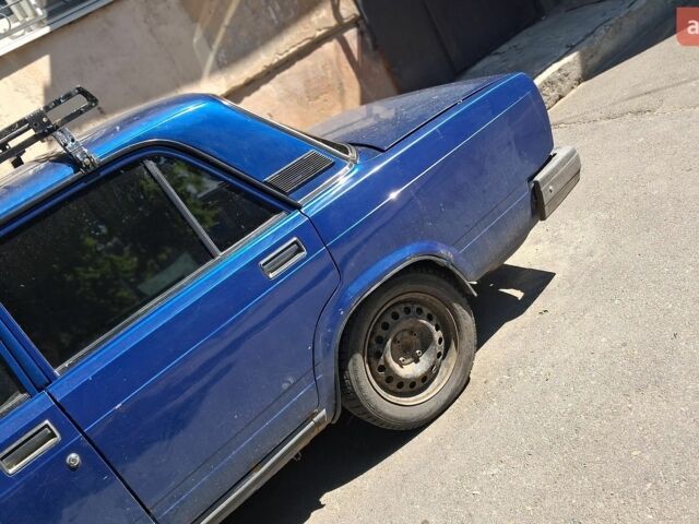 Синій ВАЗ 2107, об'ємом двигуна 1.5 л та пробігом 110 тис. км за 1449 $, фото 5 на Automoto.ua