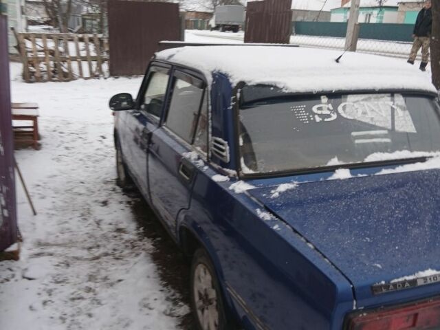 Синий ВАЗ 2107, объемом двигателя 1 л и пробегом 23 тыс. км за 1100 $, фото 6 на Automoto.ua