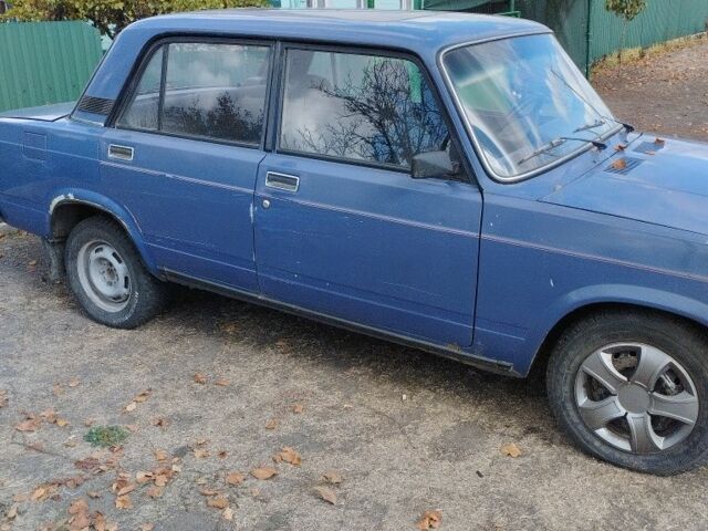 Синий ВАЗ 2107, объемом двигателя 1.5 л и пробегом 18 тыс. км за 481 $, фото 2 на Automoto.ua