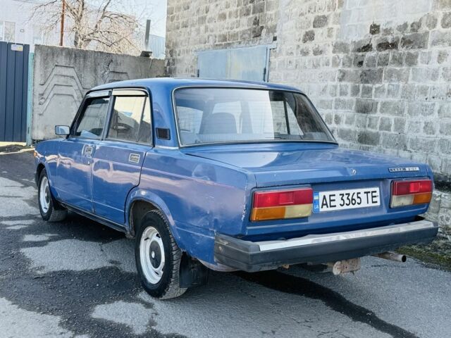 Синий ВАЗ 2107, объемом двигателя 1.5 л и пробегом 300 тыс. км за 650 $, фото 6 на Automoto.ua