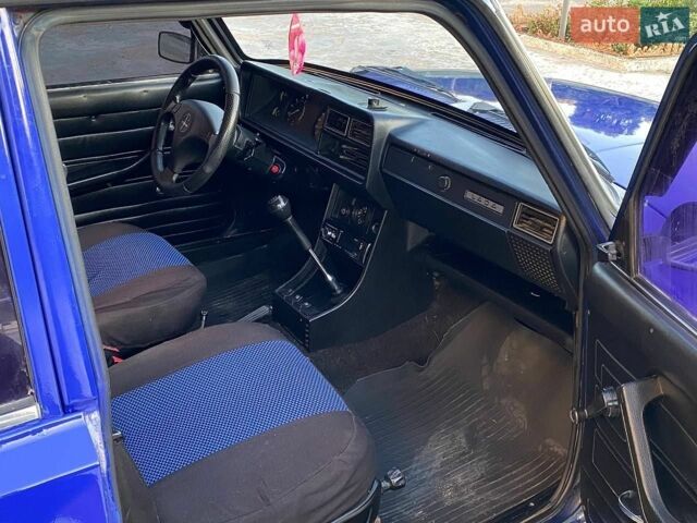 Синий ВАЗ 2107, объемом двигателя 1.5 л и пробегом 150 тыс. км за 1550 $, фото 11 на Automoto.ua