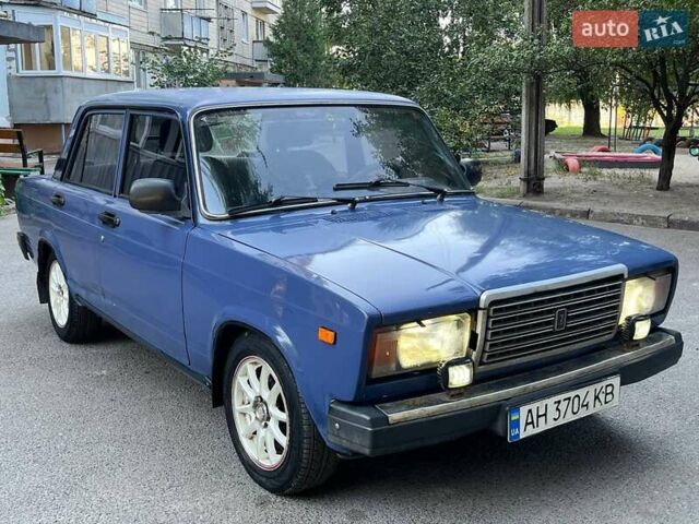 Синий ВАЗ 2107, объемом двигателя 1.6 л и пробегом 324 тыс. км за 1100 $, фото 4 на Automoto.ua