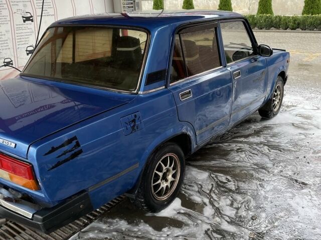 Синий ВАЗ 2107, объемом двигателя 1.6 л и пробегом 60 тыс. км за 1000 $, фото 4 на Automoto.ua
