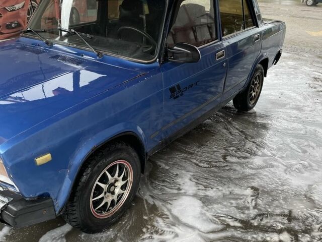 Синий ВАЗ 2107, объемом двигателя 1.6 л и пробегом 60 тыс. км за 1000 $, фото 2 на Automoto.ua