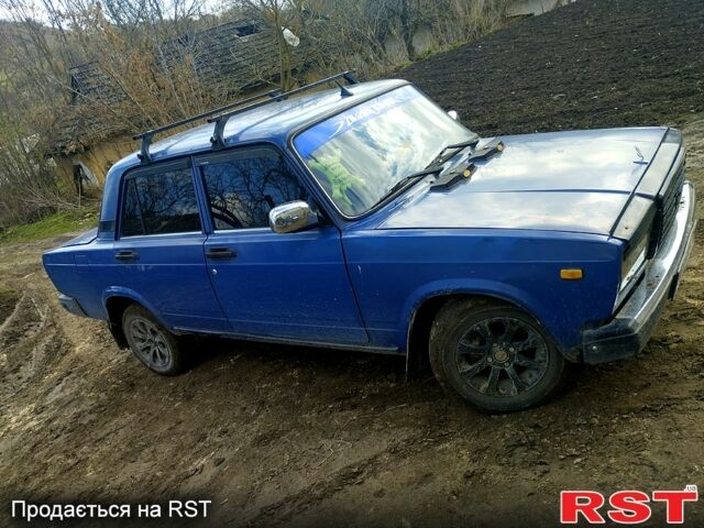 Синий ВАЗ 2107, объемом двигателя 1.5 л и пробегом 0 тыс. км за 850 $, фото 3 на Automoto.ua