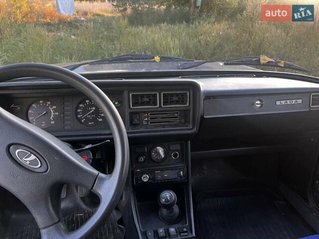Синий ВАЗ 2107, объемом двигателя 1.45 л и пробегом 180 тыс. км за 1200 $, фото 12 на Automoto.ua