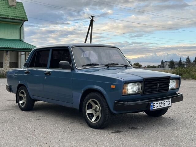 Синий ВАЗ 2107, объемом двигателя 1.6 л и пробегом 126 тыс. км за 2250 $, фото 1 на Automoto.ua