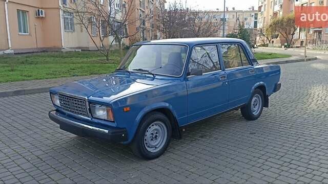 Синій ВАЗ 2107, об'ємом двигуна 1.6 л та пробігом 45 тис. км за 3300 $, фото 11 на Automoto.ua