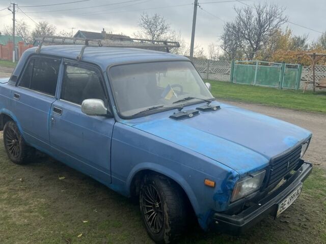 Синій ВАЗ 2107, об'ємом двигуна 0 л та пробігом 1000 тис. км за 477 $, фото 4 на Automoto.ua
