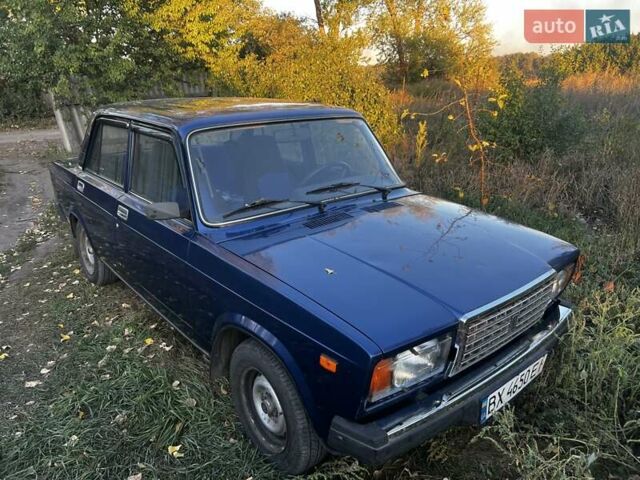 Синий ВАЗ 2107, объемом двигателя 1.45 л и пробегом 180 тыс. км за 1200 $, фото 5 на Automoto.ua