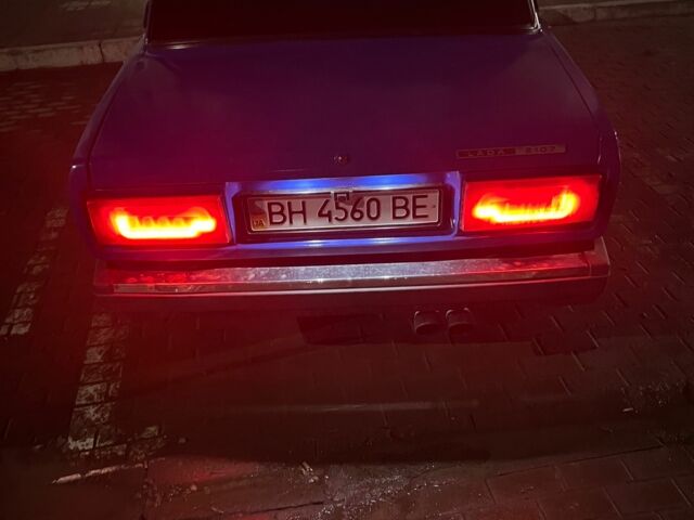 Синий ВАЗ 2107, объемом двигателя 1.5 л и пробегом 50 тыс. км за 1450 $, фото 3 на Automoto.ua