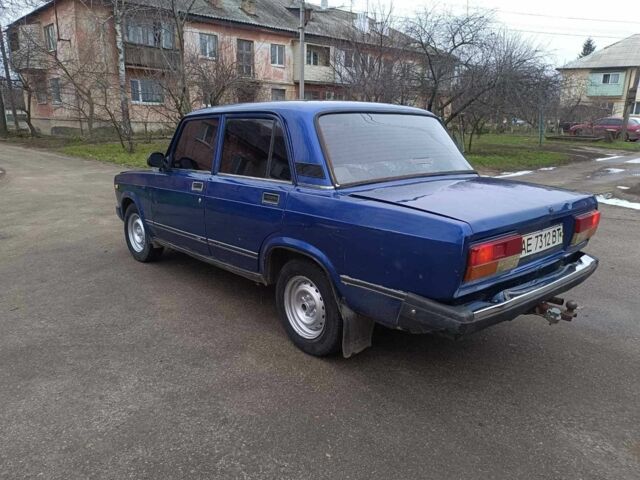Синий ВАЗ 2107, объемом двигателя 0 л и пробегом 200 тыс. км за 950 $, фото 1 на Automoto.ua