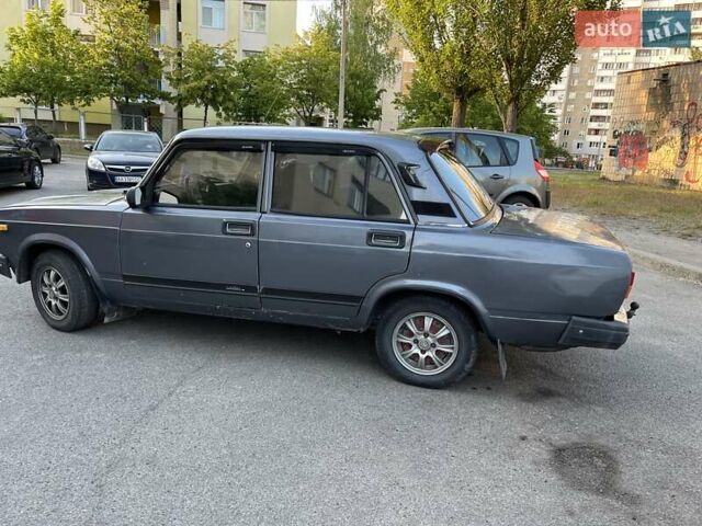 Синій ВАЗ 2107, об'ємом двигуна 2.2 л та пробігом 43 тис. км за 1250 $, фото 4 на Automoto.ua