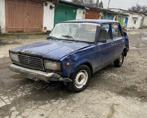 Синій ВАЗ 2107, об'ємом двигуна 1.45 л та пробігом 150 тис. км за 550 $, фото 2 на Automoto.ua