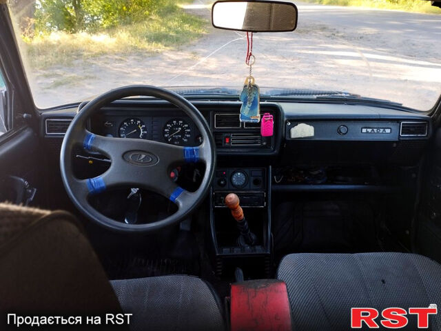 Синий ВАЗ 2107, объемом двигателя 1.5 л и пробегом 65 тыс. км за 1200 $, фото 8 на Automoto.ua