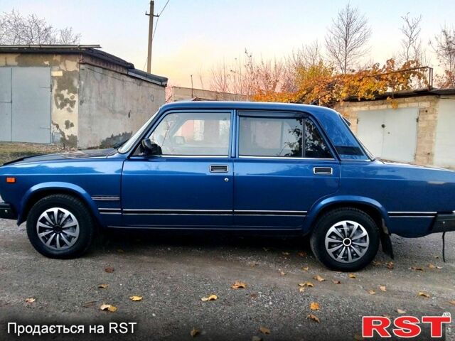 Синій ВАЗ 2107, об'ємом двигуна 1.5 л та пробігом 52 тис. км за 3000 $, фото 1 на Automoto.ua
