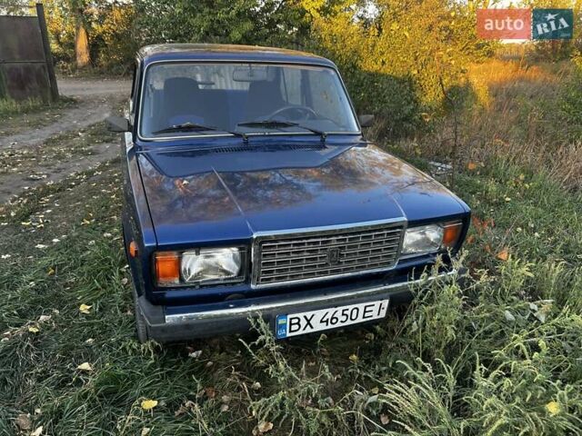 Синий ВАЗ 2107, объемом двигателя 1.45 л и пробегом 180 тыс. км за 1200 $, фото 1 на Automoto.ua