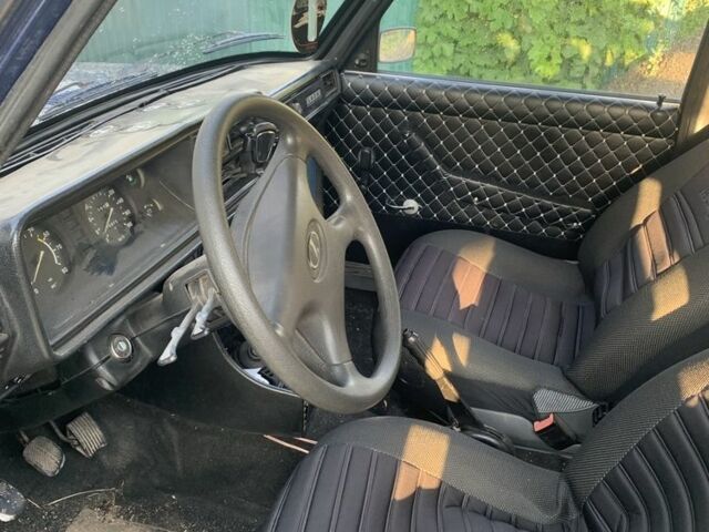 Синий ВАЗ 2107, объемом двигателя 1.5 л и пробегом 76 тыс. км за 900 $, фото 4 на Automoto.ua