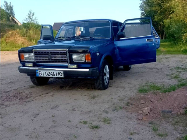 Синий ВАЗ 2107, объемом двигателя 1.5 л и пробегом 99 тыс. км за 1150 $, фото 1 на Automoto.ua