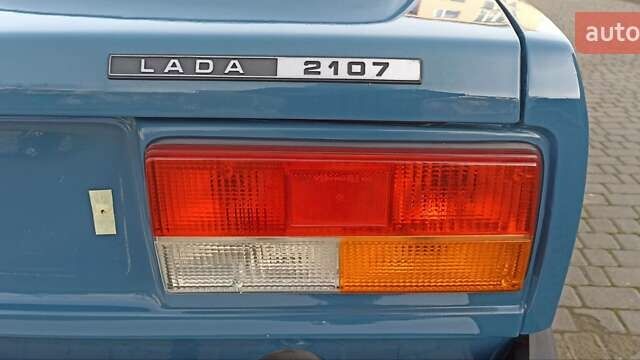 Синій ВАЗ 2107, об'ємом двигуна 1.6 л та пробігом 45 тис. км за 3300 $, фото 31 на Automoto.ua