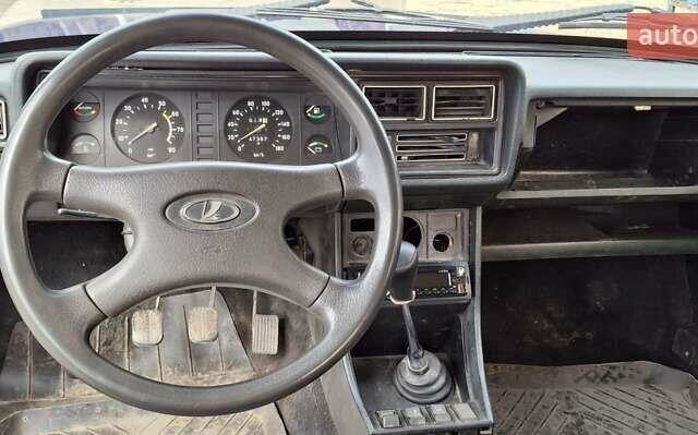 Синий ВАЗ 2107, объемом двигателя 1.5 л и пробегом 47 тыс. км за 2000 $, фото 2 на Automoto.ua