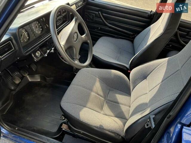 Синий ВАЗ 2107, объемом двигателя 1.5 л и пробегом 33 тыс. км за 2650 $, фото 2 на Automoto.ua