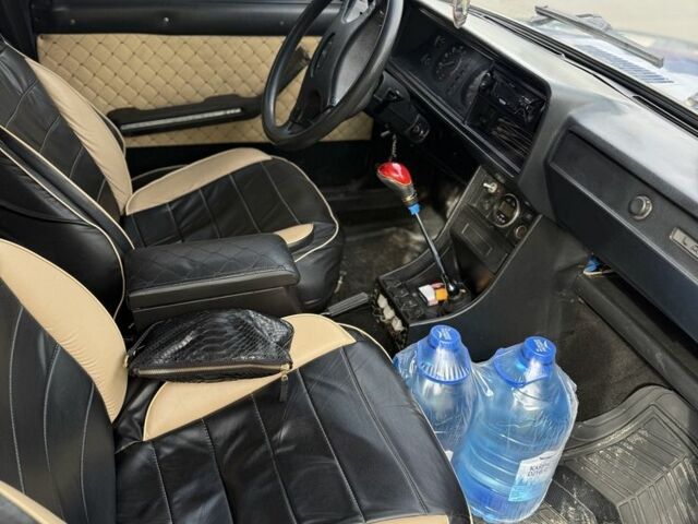 Синий ВАЗ 2107, объемом двигателя 1.6 л и пробегом 55 тыс. км за 900 $, фото 4 на Automoto.ua