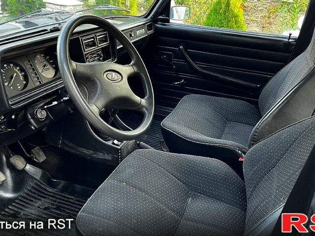 Синий ВАЗ 2107, объемом двигателя 1.5 л и пробегом 200 тыс. км за 1699 $, фото 6 на Automoto.ua