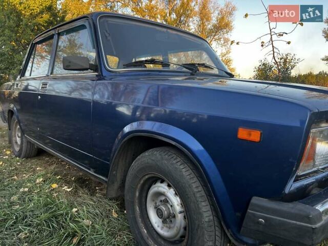 Синий ВАЗ 2107, объемом двигателя 1.45 л и пробегом 180 тыс. км за 1200 $, фото 6 на Automoto.ua