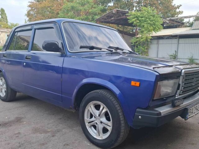 Синий ВАЗ 2107, объемом двигателя 1.5 л и пробегом 2 тыс. км за 1184 $, фото 1 на Automoto.ua