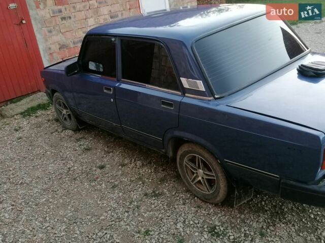 Синий ВАЗ 2107, объемом двигателя 1.5 л и пробегом 99 тыс. км за 1750 $, фото 2 на Automoto.ua