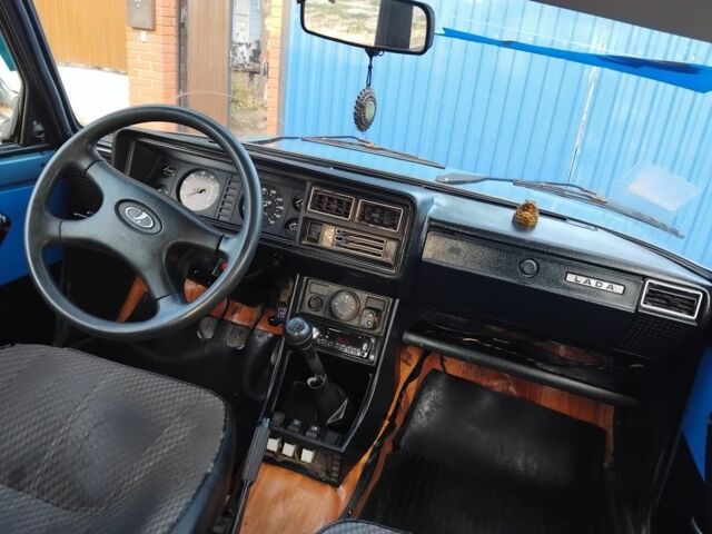 Синій ВАЗ 2107, об'ємом двигуна 1.5 л та пробігом 50 тис. км за 1250 $, фото 3 на Automoto.ua