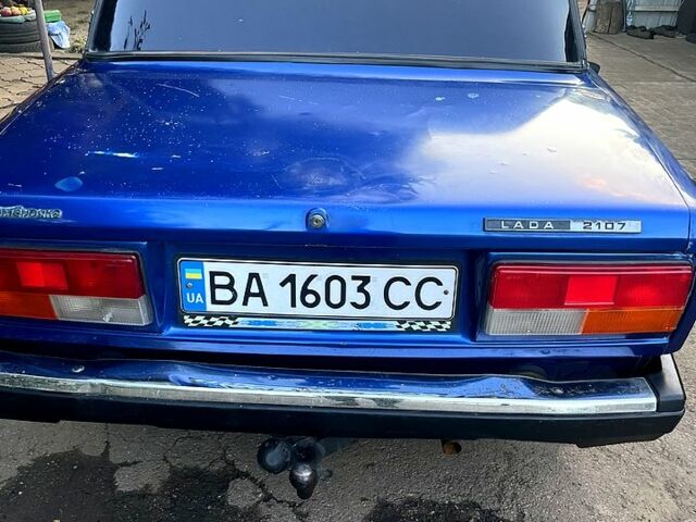 Синий ВАЗ 2107, объемом двигателя 1.5 л и пробегом 52 тыс. км за 1750 $, фото 2 на Automoto.ua