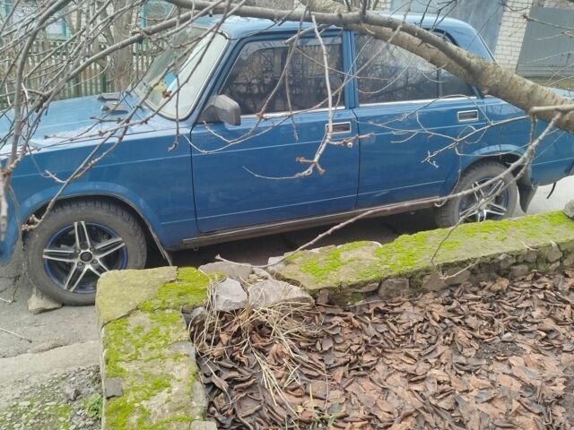 Синий ВАЗ 2107, объемом двигателя 1.5 л и пробегом 138 тыс. км за 1590 $, фото 2 на Automoto.ua