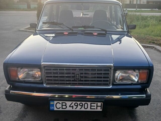 Синий ВАЗ 2107, объемом двигателя 1.5 л и пробегом 90 тыс. км за 2200 $, фото 2 на Automoto.ua