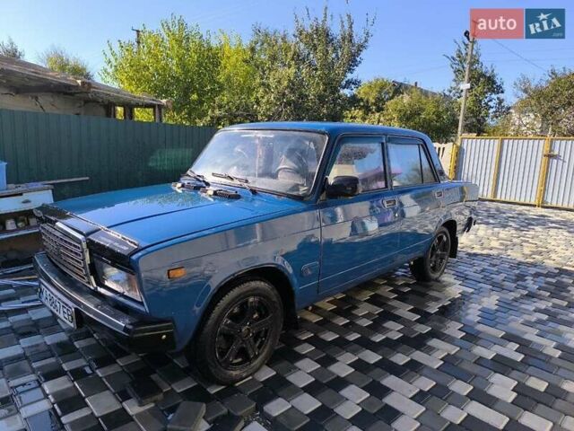 Синий ВАЗ 2107, объемом двигателя 1.6 л и пробегом 102 тыс. км за 1500 $, фото 3 на Automoto.ua