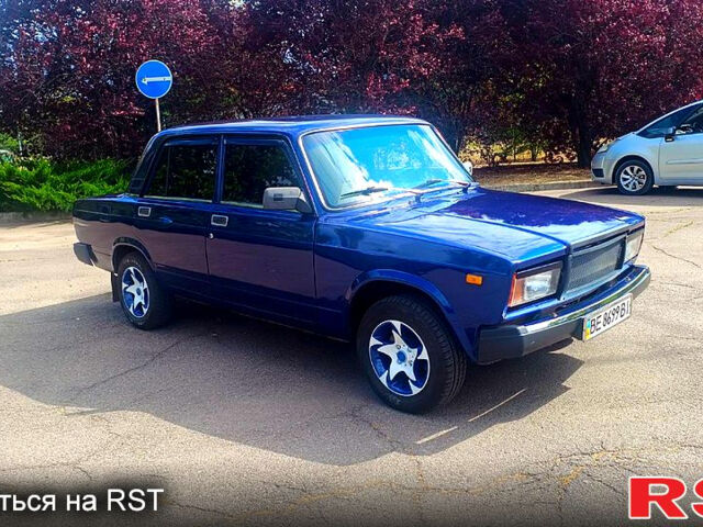 Синий ВАЗ 2107, объемом двигателя 1.5 л и пробегом 0 тыс. км за 4000 $, фото 6 на Automoto.ua