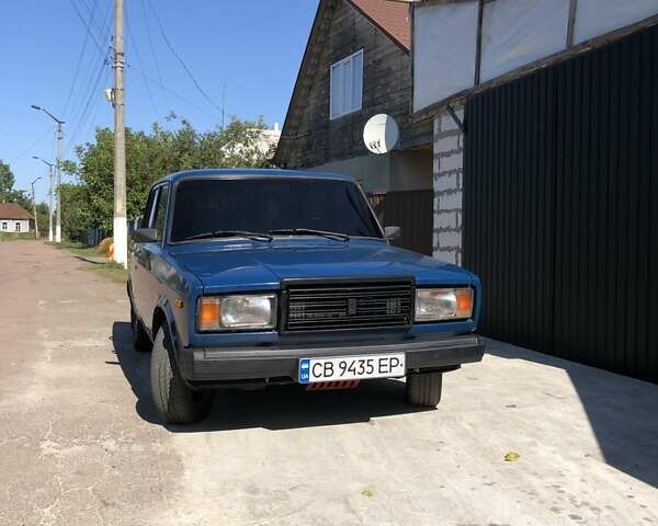 Синий ВАЗ 2107, объемом двигателя 1.45 л и пробегом 143 тыс. км за 1600 $, фото 3 на Automoto.ua