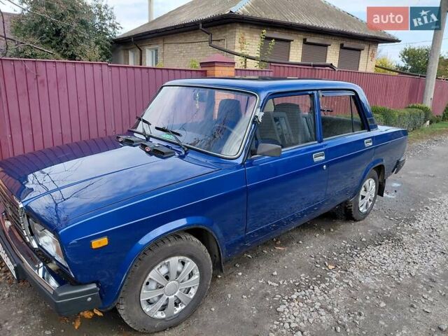 Синий ВАЗ 2107, объемом двигателя 1.45 л и пробегом 92 тыс. км за 2300 $, фото 1 на Automoto.ua