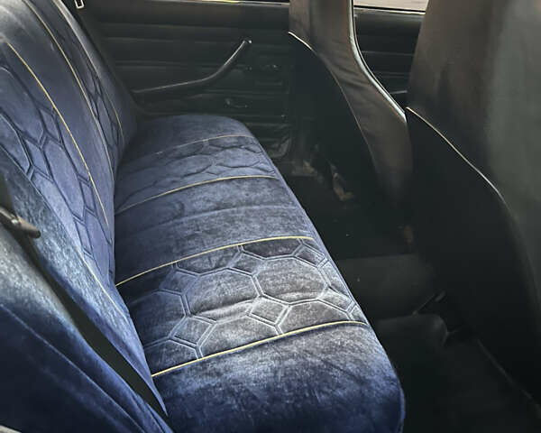 Синий ВАЗ 2107, объемом двигателя 1.57 л и пробегом 114 тыс. км за 1900 $, фото 16 на Automoto.ua