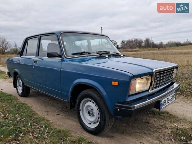 Синий ВАЗ 2107, объемом двигателя 1.5 л и пробегом 80 тыс. км за 3500 $, фото 1 на Automoto.ua