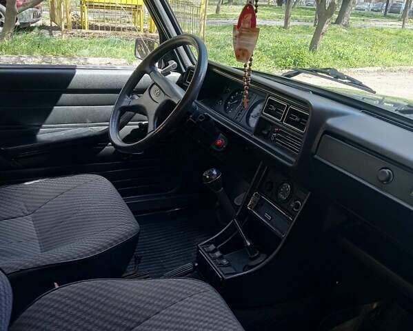 Синий ВАЗ 2107, объемом двигателя 1.5 л и пробегом 50 тыс. км за 2000 $, фото 3 на Automoto.ua