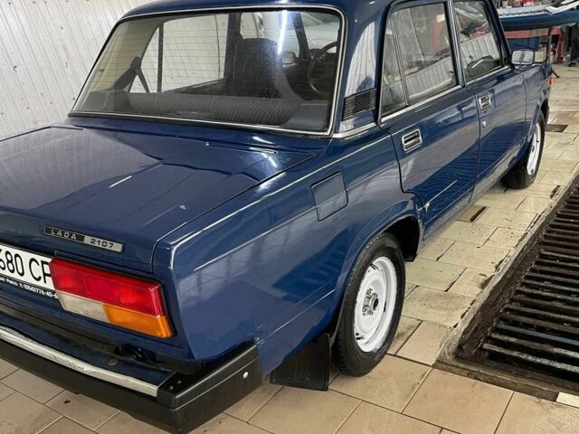 Синий ВАЗ 2107, объемом двигателя 1.6 л и пробегом 20 тыс. км за 4200 $, фото 5 на Automoto.ua