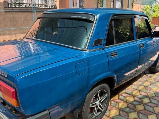 Синий ВАЗ 2107, объемом двигателя 1.5 л и пробегом 51 тыс. км за 2000 $, фото 2 на Automoto.ua
