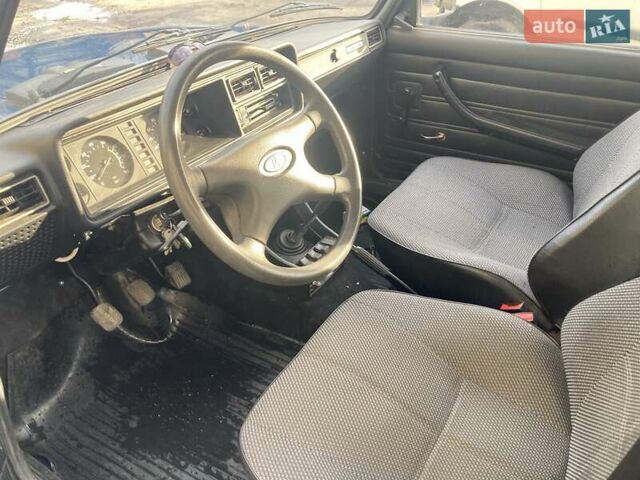Синій ВАЗ 2107, об'ємом двигуна 1.57 л та пробігом 52 тис. км за 1950 $, фото 4 на Automoto.ua
