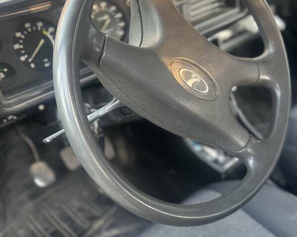 Синий ВАЗ 2107, объемом двигателя 1.6 л и пробегом 102 тыс. км за 950 $, фото 4 на Automoto.ua