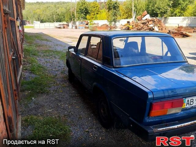 Синий ВАЗ 2107, объемом двигателя 1.5 л и пробегом 83 тыс. км за 1350 $, фото 3 на Automoto.ua