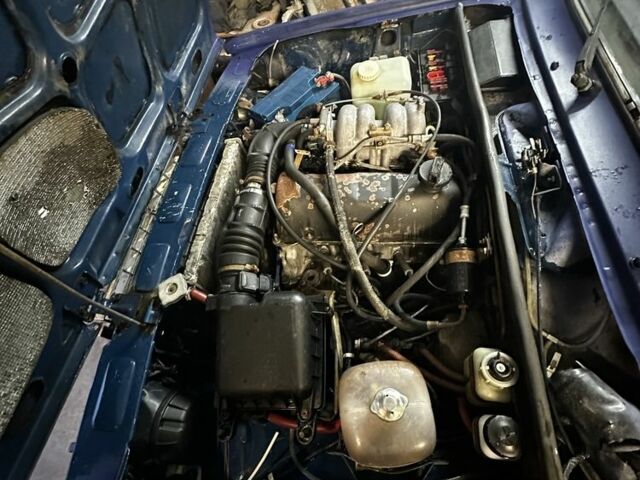 Синий ВАЗ 2107, объемом двигателя 1.5 л и пробегом 225 тыс. км за 712 $, фото 4 на Automoto.ua