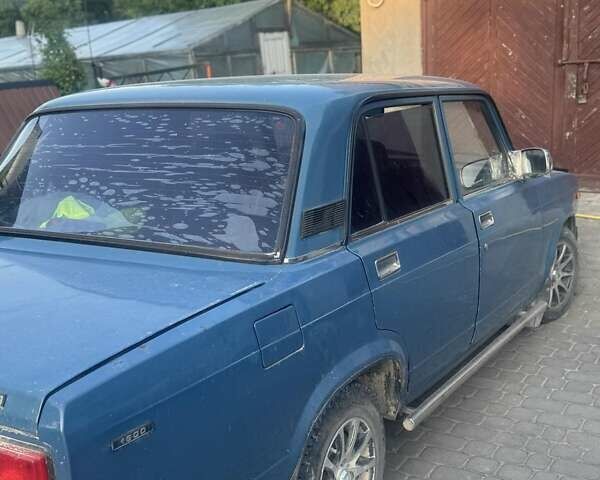 Синий ВАЗ 2107, объемом двигателя 1.6 л и пробегом 102 тыс. км за 950 $, фото 2 на Automoto.ua